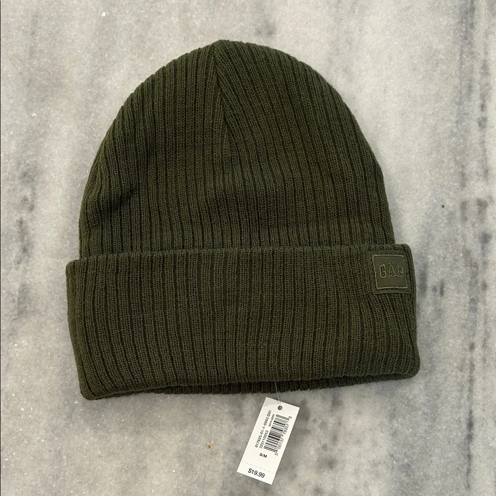 NWT Gap Youth Kids Beanie S/M Olive Green
